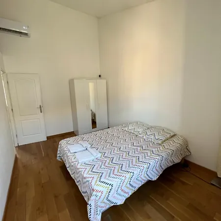 Apartament Centre Cosy 2 *
